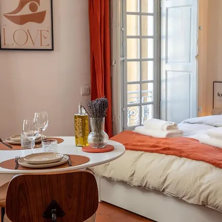 Superbe De Charme A 10mn De Saint-remy Apartment